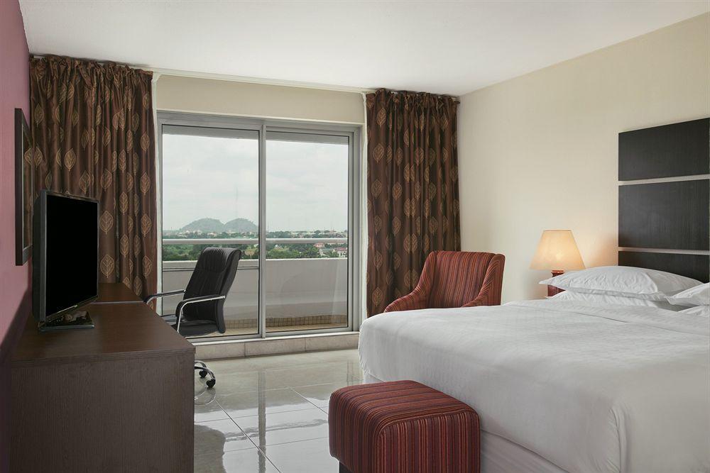 Continental Hotel