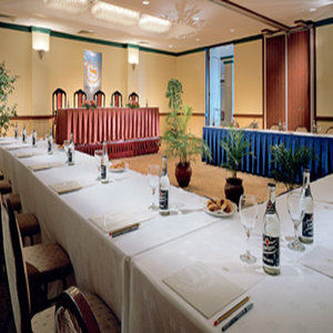 Continental Hotel 5*