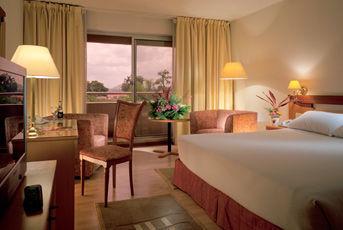 Continental Hotel 5*